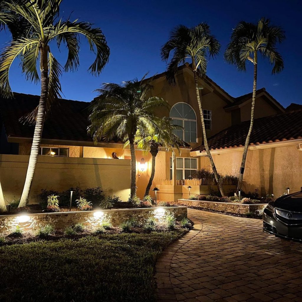 , Landscape Lighting ~ South Florida, Natural Wonders Landscaping