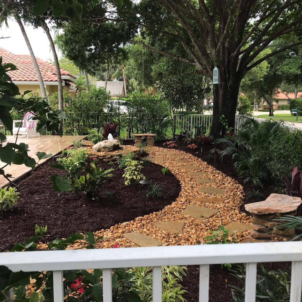 , Beautiful Back Yard Garden South Florida, Natural Wonders Landscaping